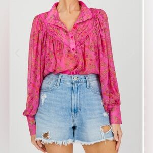 OLIVACEOUS Pink sheer floral blouse. Beautiful details. NWT.